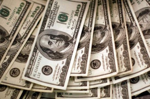 Dólar abre em alta e bate R$ 4,40 pela 1ª vez