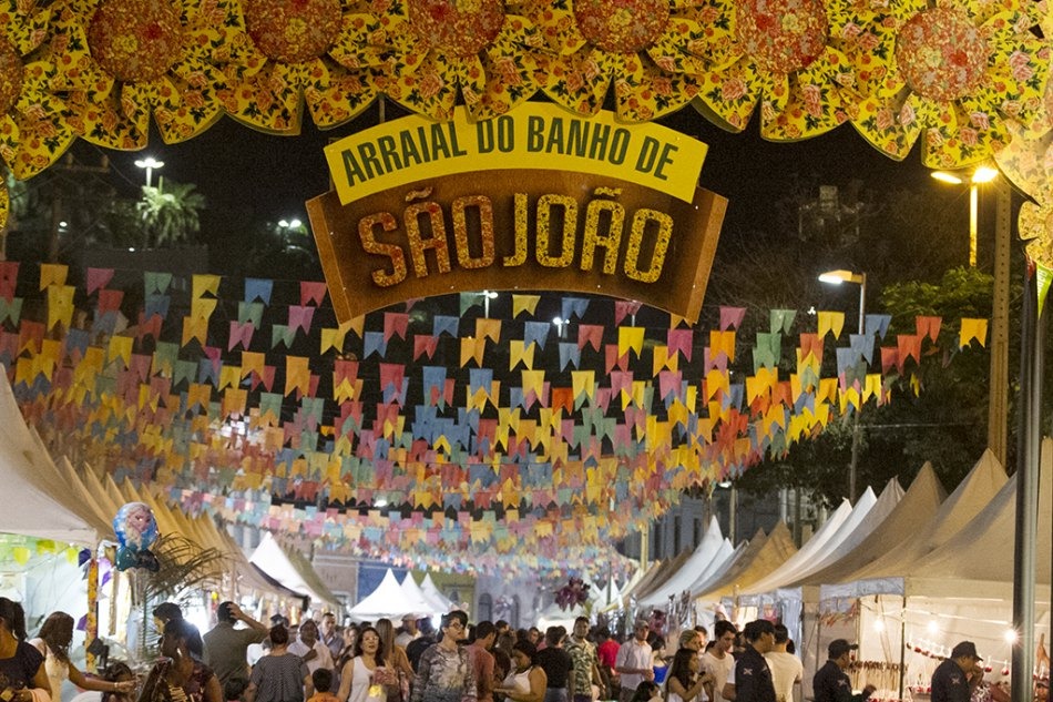 A ocorrência aconteceu durante o Arraial do Banho de São João em Corumbá.