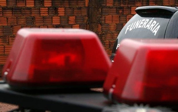 Polícia encontra homem morto em rodovia do Estado Polícia encontra homem morto em rodovia do Estado