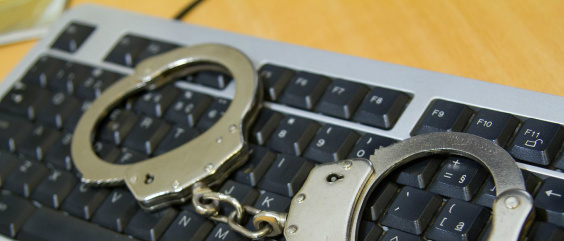 Sucesso na web, 'corrente’ pode expor crianças a pedófilos © Fotos Públicas / Marcos Santos/USP Imagens