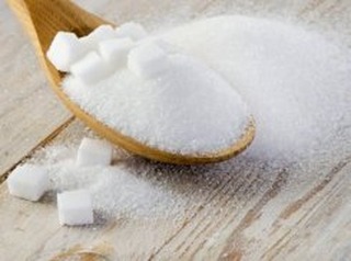 Açúcar na dieta põe em risco a saúde das crianças até 2 anos