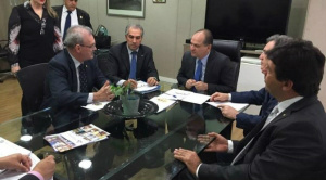 Reinaldo acerta liberação de R$ 20 mi para Hospital Regional de Dourados