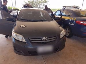 Falso PF é preso com droga em suposto veículo oficial
