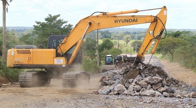 Conforme a Agência Estadual de Gestão de Empreendimentos (Agesul), a obra está em fase de finalização da terraplenagem e execução da sub-base da pavimentação. Assim que essa etapa for concluída, o tráfego de carretas será liberado em um dos sentidos enquanto será feita a base e a capa asfáltica no outro, e vice-versa. A previsão é que a obra seja finalizada até o mês de julho. 