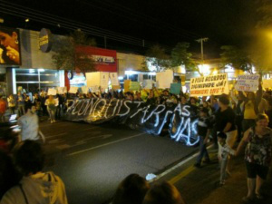 Dourados adere “Fora Dilma” em ato no próximo domingo Em junho de 2013 a população foi às ruas por vários motivos - Foto: Arquivo/Dourados News