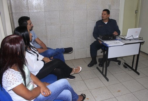 Parceria entre Judiciário e PM ajudam no combate à reincidência de crimes Parceria entre Judiciário e PM ajudam no combate à reincidência de crimes