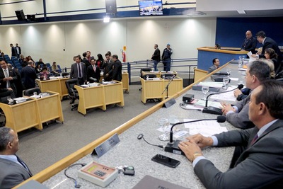 Vereadores votam um Veto do Executivo na sessão ordinária desta terça-feira Vereadores votam um Veto do Executivo na sessão ordinária desta terça-feira