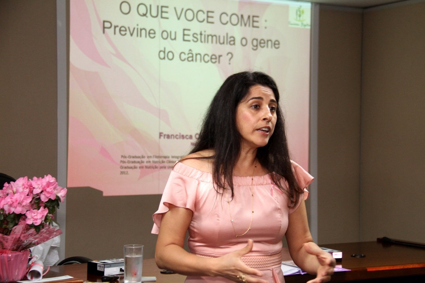 Outubro Rosa: "O que você come previne ou estimula o câncer?", indaga especialista Francisca Bigaton: