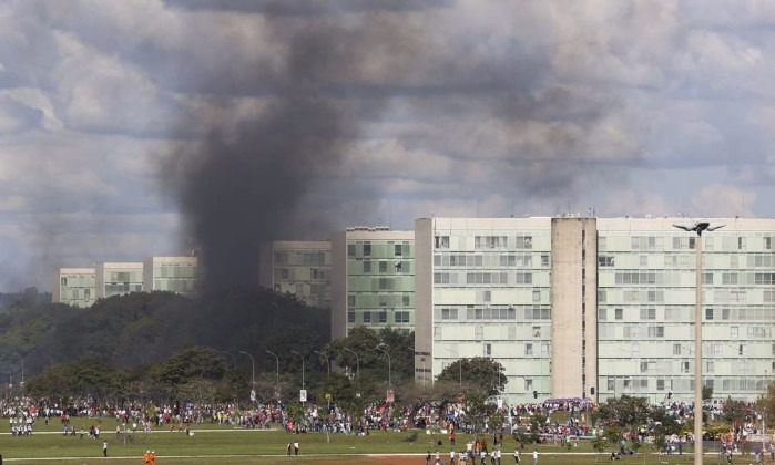 Segurança em Brasília terá 1.500 militares do Exército e da Marinha - Michel Filho 

