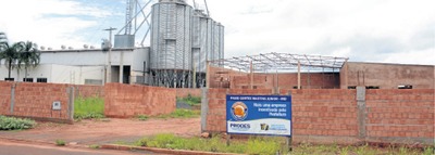 Empresas investem R$ 800 mi para gerar 3,3 mil empregos Indústria incentivada pelo Prodes faz ampliação de obra no Polo Empresarial Norte, na saída para Cuiabá, - Foto: Bruno Henrique/ Correio do Estado