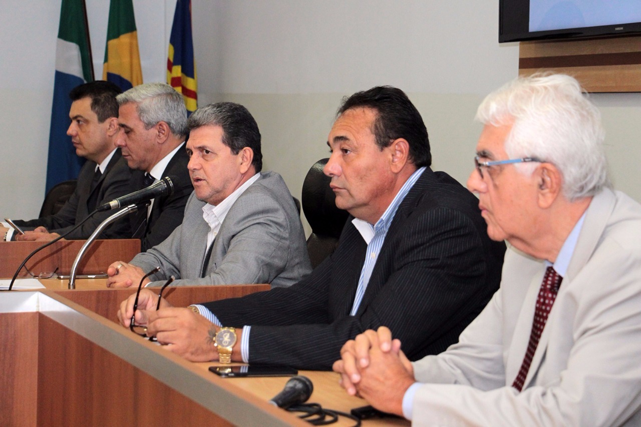 Em Audiência Pública, vereadores unem forças e cobram retomada das obras na BR-163