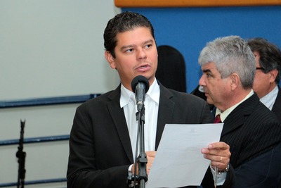 Vereador intensifica indicações para troca de lâmpadas para melhorar segurança dos bairros da Capital