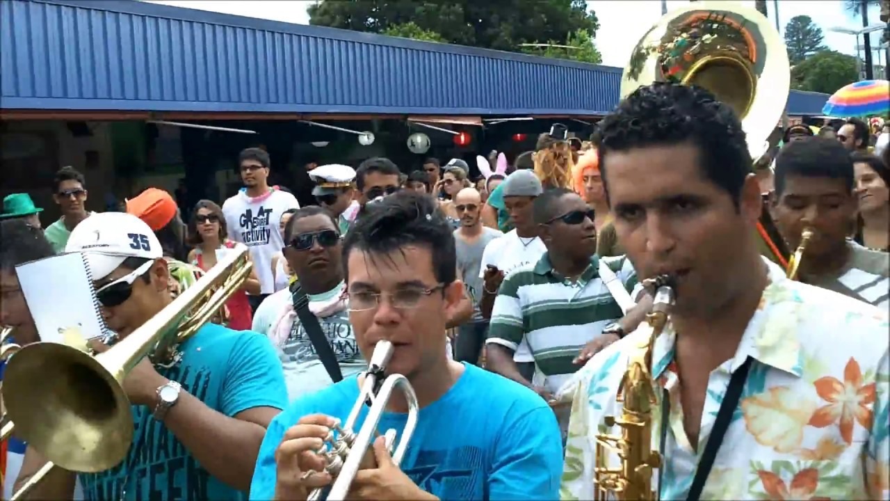 Cordão Valu começa na Esplanada, homenageando as mulheres Charanga de Marchinhas. Arquivo/Yotube