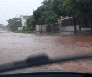 Temporal deve ocasionar ventos de até 60 km/h em 44 cidades Chuva em Iguatemi registrada por Ramão Lino Guerreiro e publicada pelo Cemtec - Divulgação
