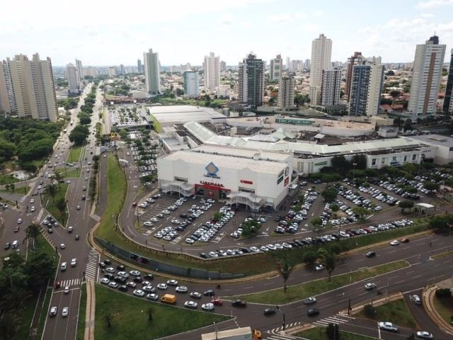 Shopping faz 30 anos e lança documentário com histórias que marcaram a cidade Divulgação