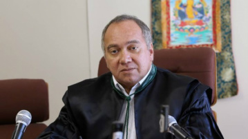 MPF diz que está investigando juiz afastado do caso Eike Batista Flávio Roberto: afastado pelo CNJ Foto: Guilherme Pinto / Extra