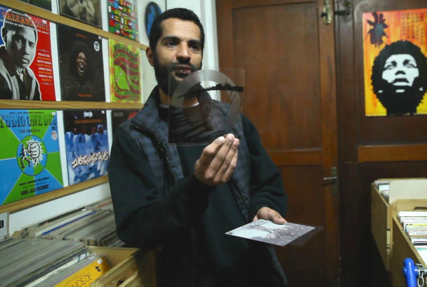 Disco quadrado? Conheça o Vinyl Lab, a fábrica do lo-fi Disco quadrado? Conheça o Vinyl Lab, a fábrica do lo-fi