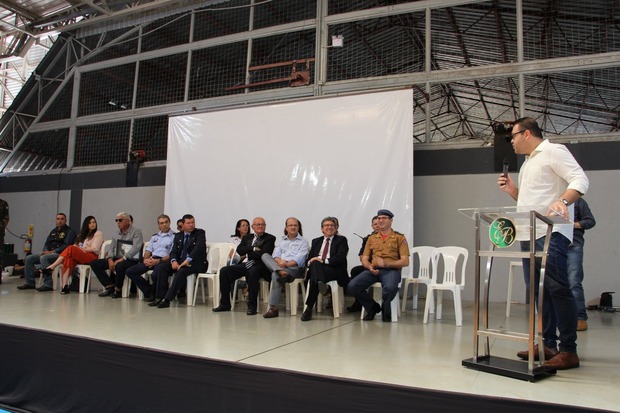 Em formatura da Guarda Mirim, Alan Guedes destaca a importância da educação não formal