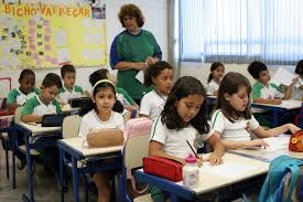 MEC volta atrás em critério de oferta de EaD para ensino fundamental MEC volta atrás em critério de oferta de EaD para ensino fundamental