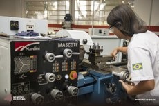 Confiança da Indústria e de Serviços cresce em outubro Índice de Confiança da Indústria chegou a 95,4 pontos