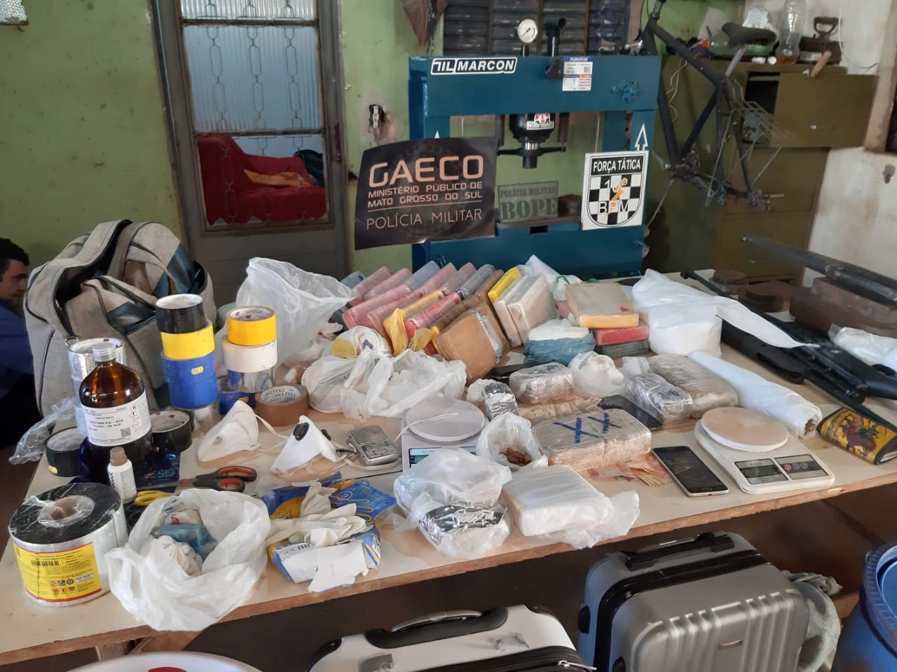Operação conjunta desarticula laboratório de refino de cocaína na Capital Divulgação