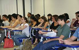 Novo modelo de financiamento estudantil entrará em vigor em 2017 Novo modelo de financiamento estudantil entrará em vigor em 2017