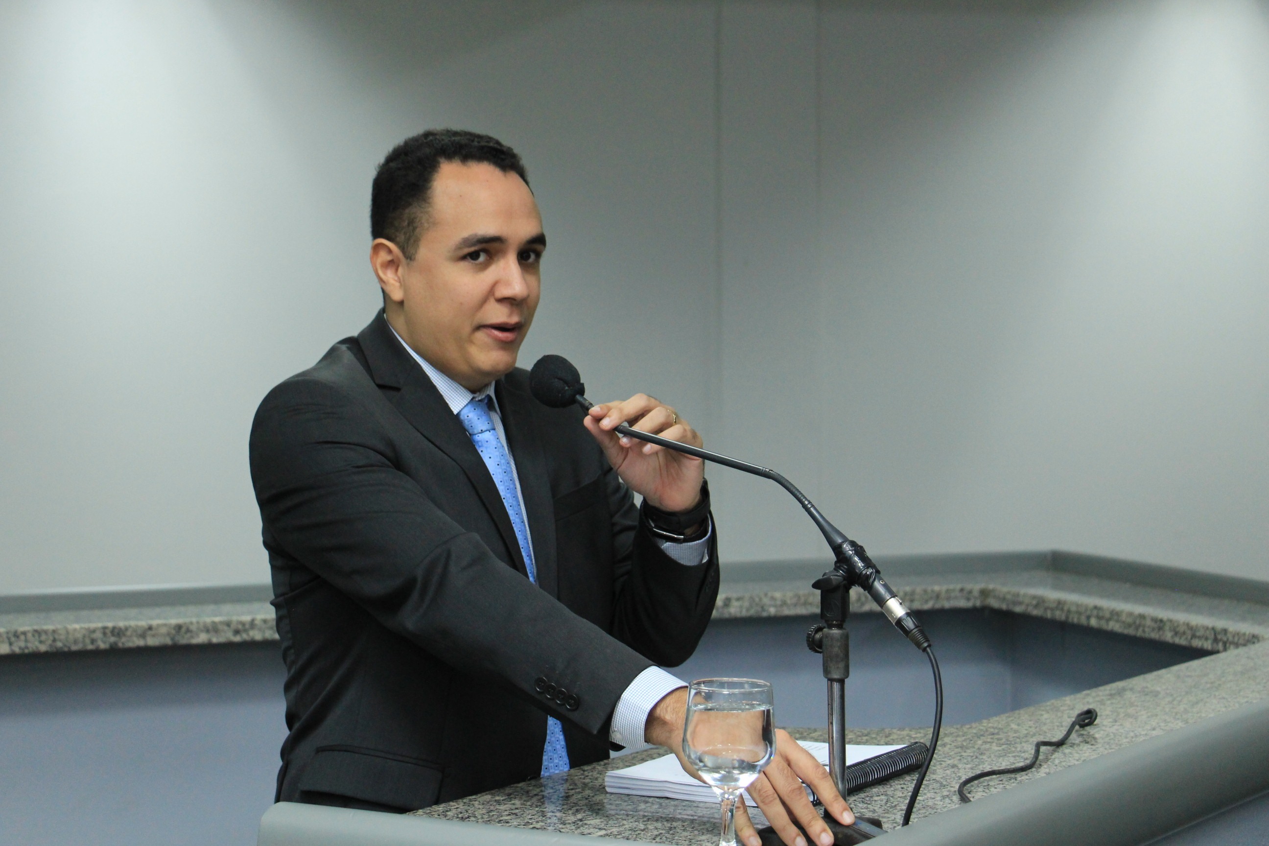 Após aprovação da LDO, vereador Odilon é elogiado pelos colegas de Casa Foto: Assessoria
