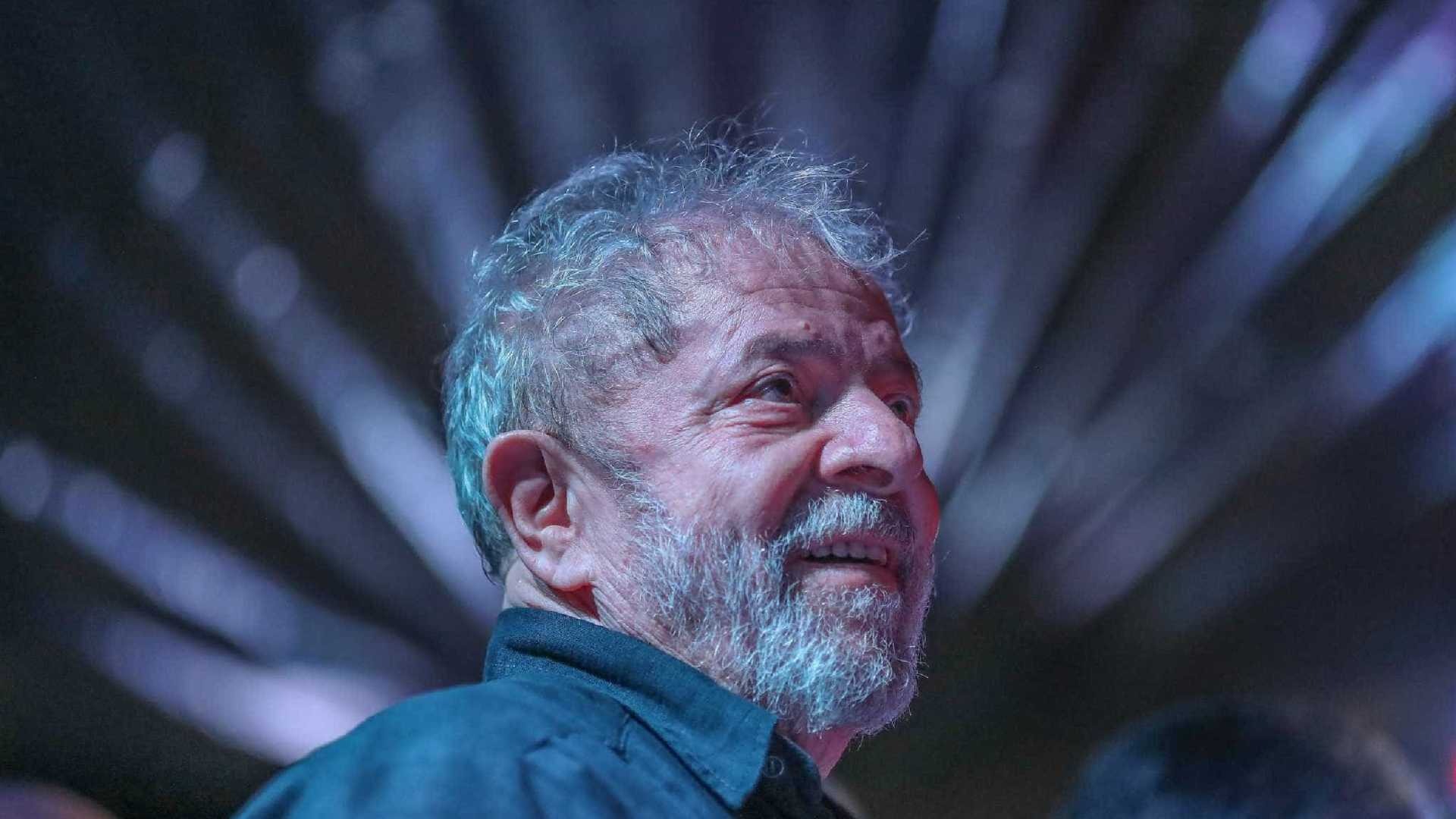 Defesa de Lula vai à Justiça contra semiaberto pedido pela Lava Jato Defesa de Lula vai à Justiça contra semiaberto pedido pela Lava Jato