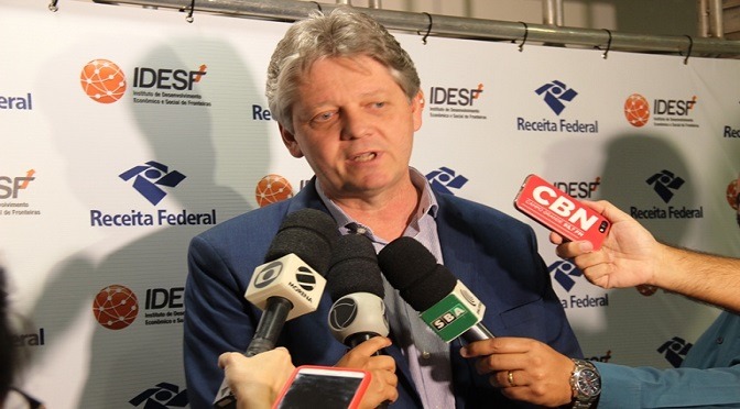 Combate ao contrabando de agrotóxicos demanda estratégia conjunta com países vizinhos Combate ao contrabando de agrotóxicos demanda estratégia conjunta com países vizinhos