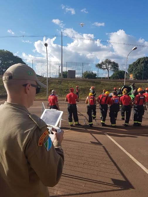 Equipe dos Bombeiros de MS treina forte para o desafio mundial de resgate veicular Equipe do CBMMS que, ano passado conquistou um dos prêmios do Desafio Mundial de Resgate, já está se preparando para novos desafios.