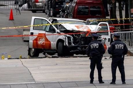 Ataque em Nova York, nos EUA, deixou oito pessoas mortas
REUTERS