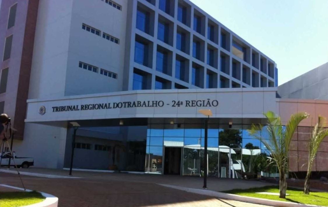 TRT/MS abre inscrições para novos estagiários de ensino médio e superior TRT/MS abre inscrições para novos estagiários de ensino médio e superior