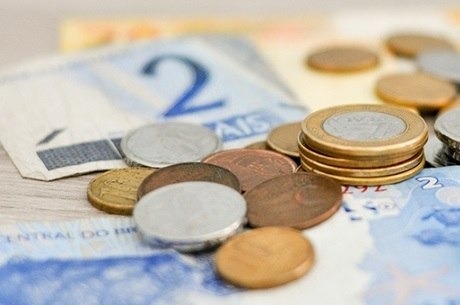 Reajuste salarial perde da inflação em maio pela 1ª vez em 3 anos Inflação acumulado ficou em 5,1% e o aumento salarial em 5%. Pexels
