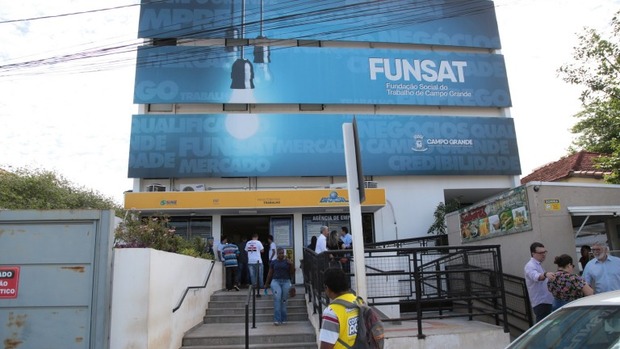 Funsat oferece vagas com salários de até R$ 2 mil
