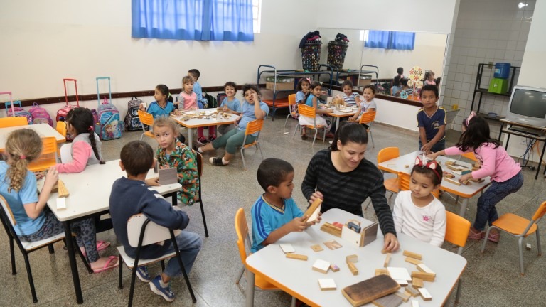 Prefeitura destrava projeto de 2014 e vai construir escola de 12 salas
