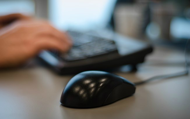 Skitterphoto
Muitos tentaram se desligar de um serviço online mas descobriram que isso é muito mais difícil