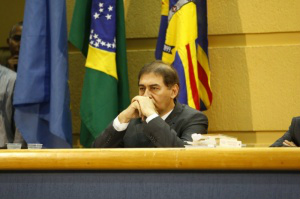 Especialistas afirmam que invasão de Bernal no rádio e TV é ilegal Cassado pela Câmara Municipal, Bernal usou programa eleitoral para se defender e atacar adversários
(Foto: Arquivo/CGNews)