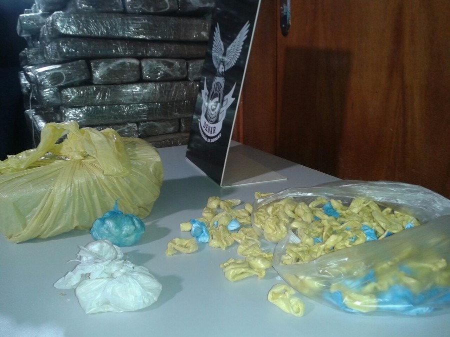 Droga mofada foi flagrada em freezer - Gerson Oliveira