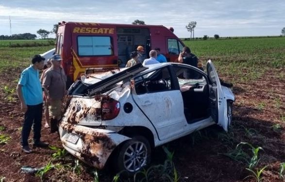 Mulher de 68 anos fica ferida em capotamento na MS-276