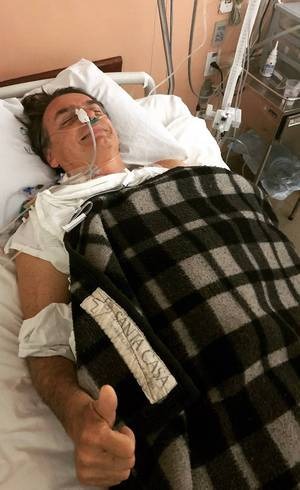 Bolsonaro fala pela 1ª vez após ataque: 'Nunca fiz mal a ninguém' Jair Bolsonaro em foto publicada na web. Reprodução/Twitter