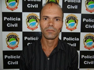 Homem furta caminhonete em Dourados para trocar por droga e acaba flagrado na BR-16 Luciano de Araújo, 35, o “Japonês”, morador na região da Vila Rosa foi preso na noite de quarta-feira - Foto: Osvaldo Duarte