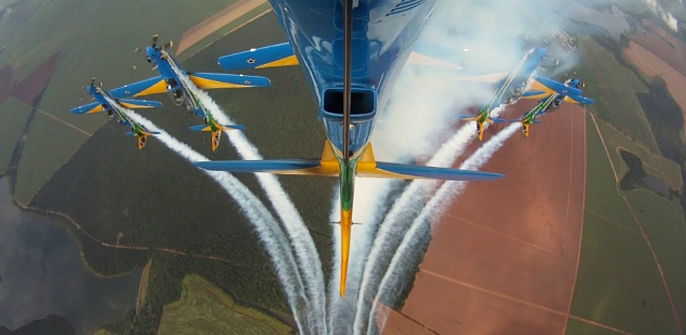 Base abre os portões no domingo com show da Esquadrilha da Fumaça Esquadrilha da Fumaça estará realizando apresentações a partir das 15h30.