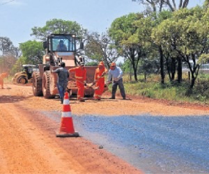 Uma das saídas para manter as rodovias é a restauração, que é como um recapeamento - Valdenir Rezende
