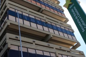 O sarau foi idealizado com o intuito de compartilhar experiências em música, dança, teatro, performance. Foto: Débora Ferreira