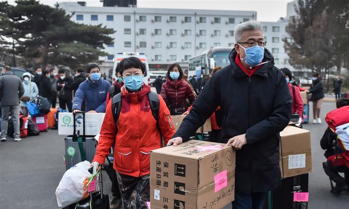 Coronavírus: China espera ter epidemia sob controle no fim de abril Peng Ziyang/Xinhua