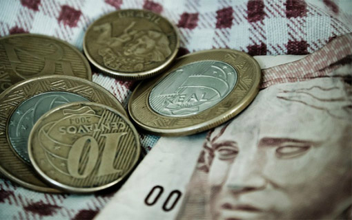 Municípios enfrentam dificuldades para cumprir limites de gasto com pessoal