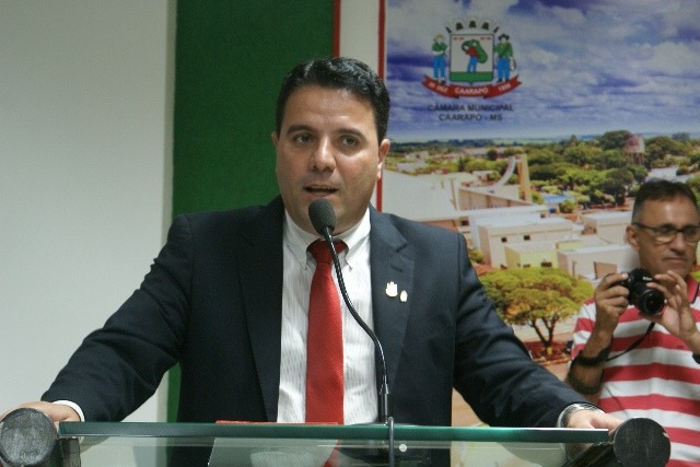 Caarapó figura entre os 26% dos municípios brasileiros sem pendências fiscais Prefeito André Nezzi