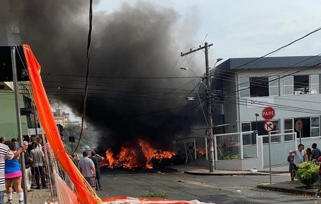 Além da mortes, outras três pessoas ficaram feridas
Foto: Divulgação/Redes sociais