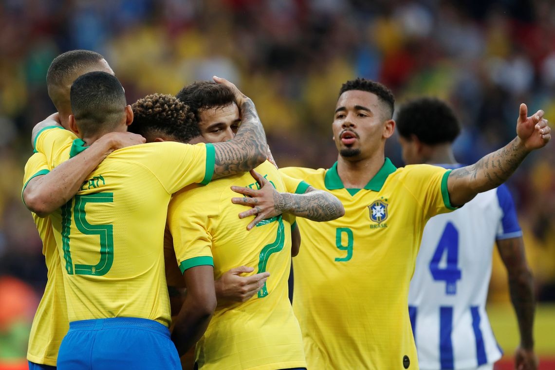 Brasil e Paraguai abrem hoje quartas de final da Copa América Reuters/Diego Vara
