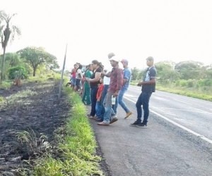 Corpo foi encontrado por volta das 6h de hoje, às margens da rodovia - Porã News